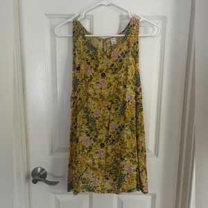 EUC Old Navy tank top. Size XL.